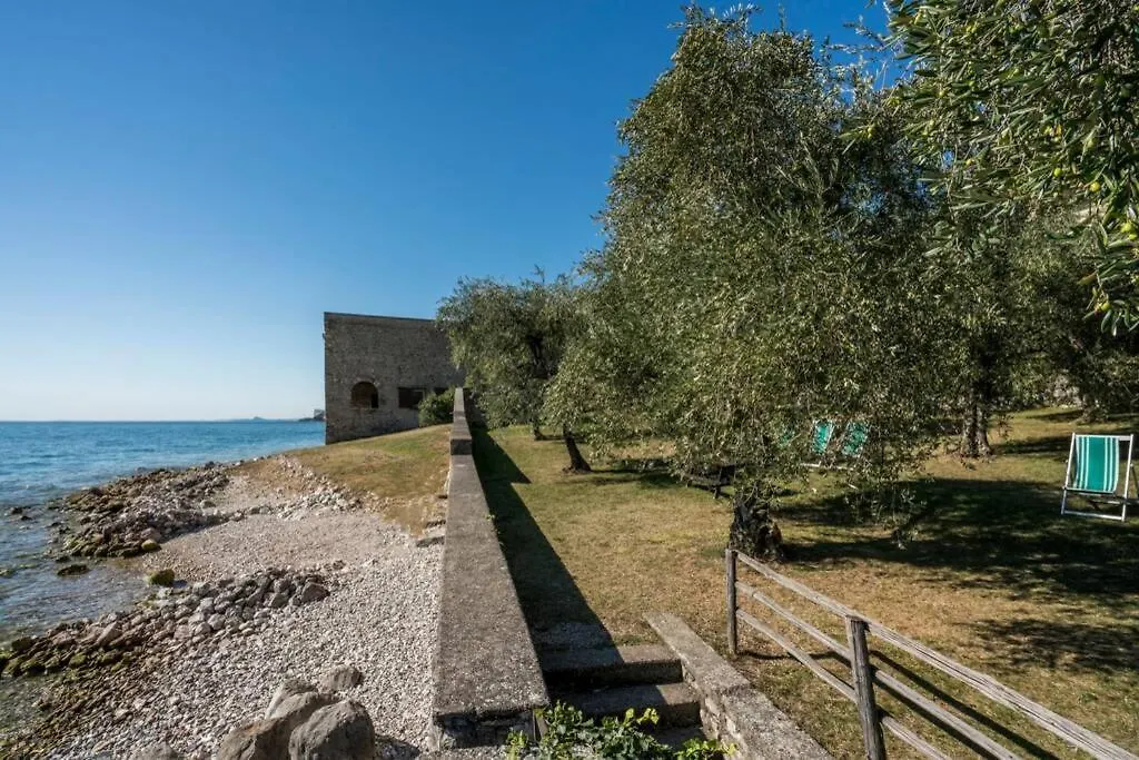 Uliveto - Apartment In Olive Grove Directly On The Lake Gargnano